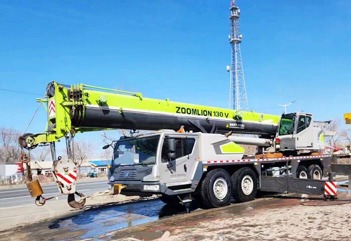 ZOOMLION–ZTC800V5-5